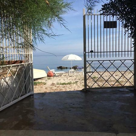 A Casa Di Giuseppe 2 Panzió Carini Kültér fotó