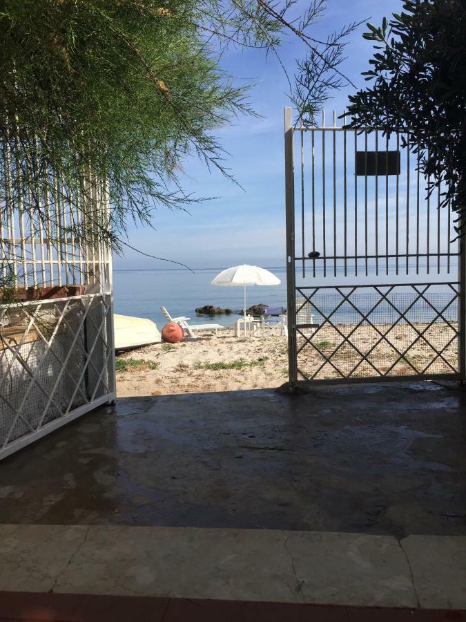 A Casa Di Giuseppe 2 Panzió Carini Kültér fotó